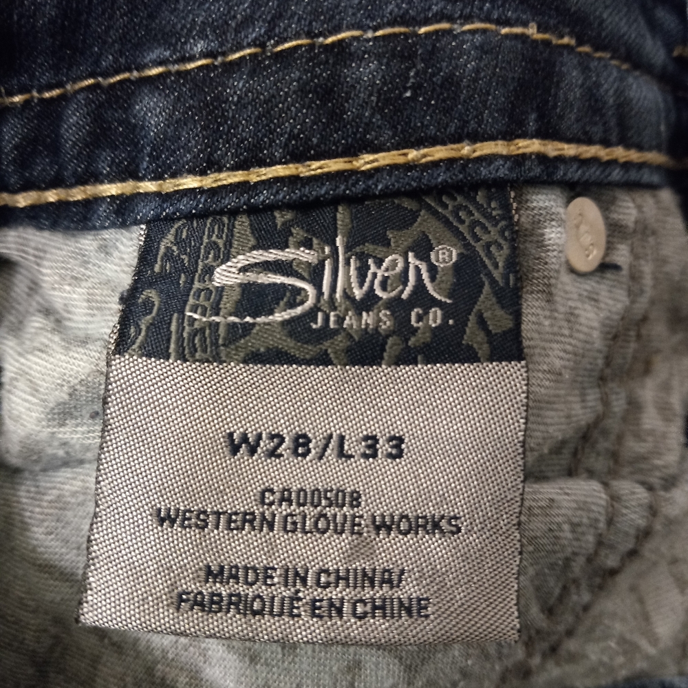 Silver Jeans - Picture 6 of 6